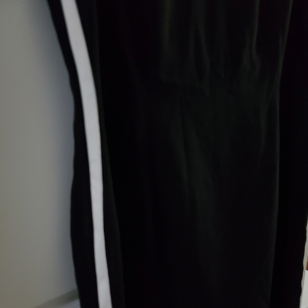 PLUS SIZE- DRESS - Picture 5 of 7